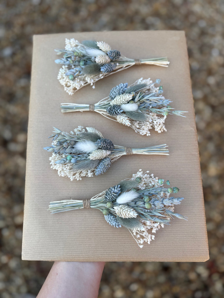 Jane Buttonhole image 1