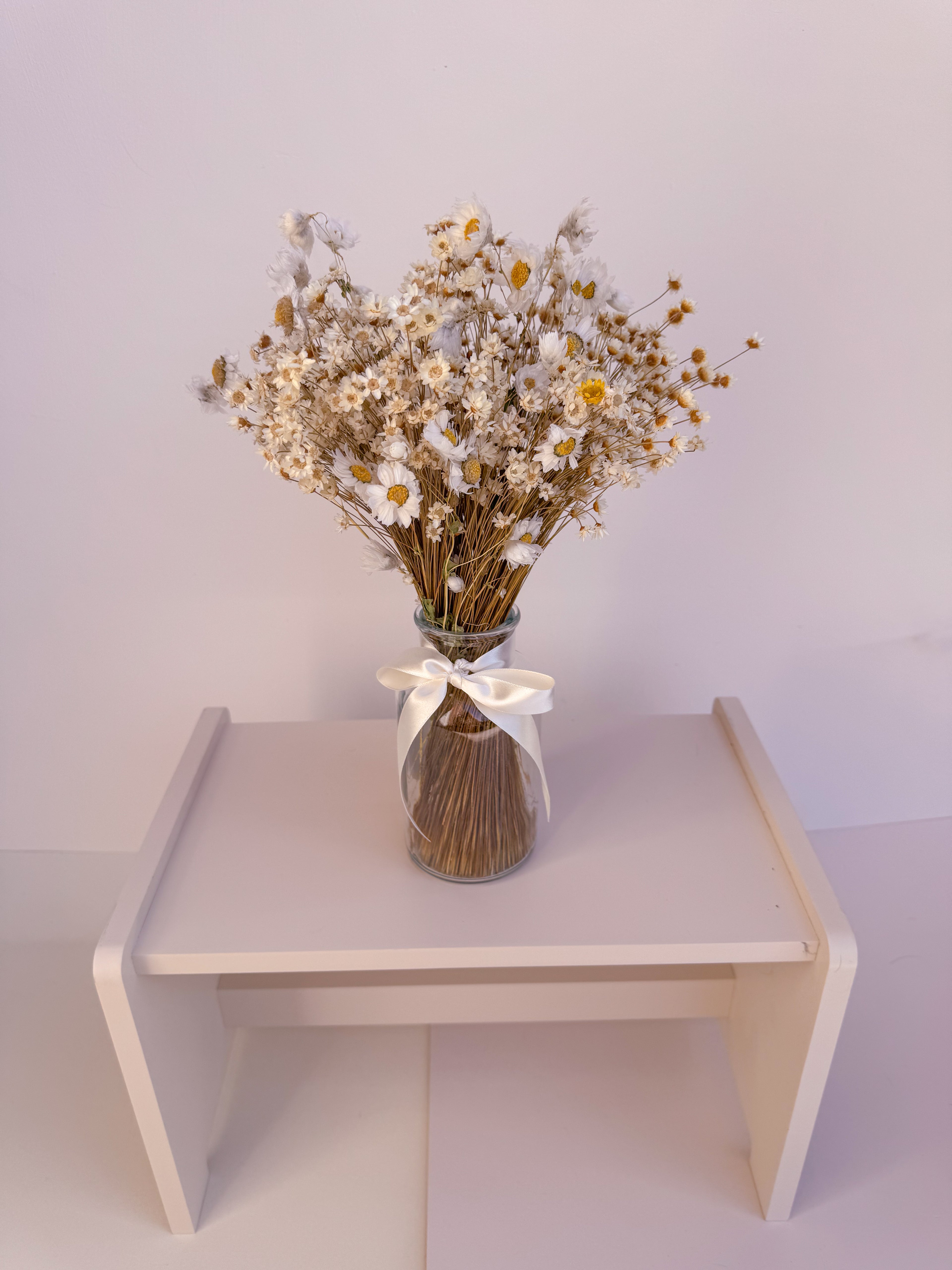 'Daisies' Arrangement with Vase image 7