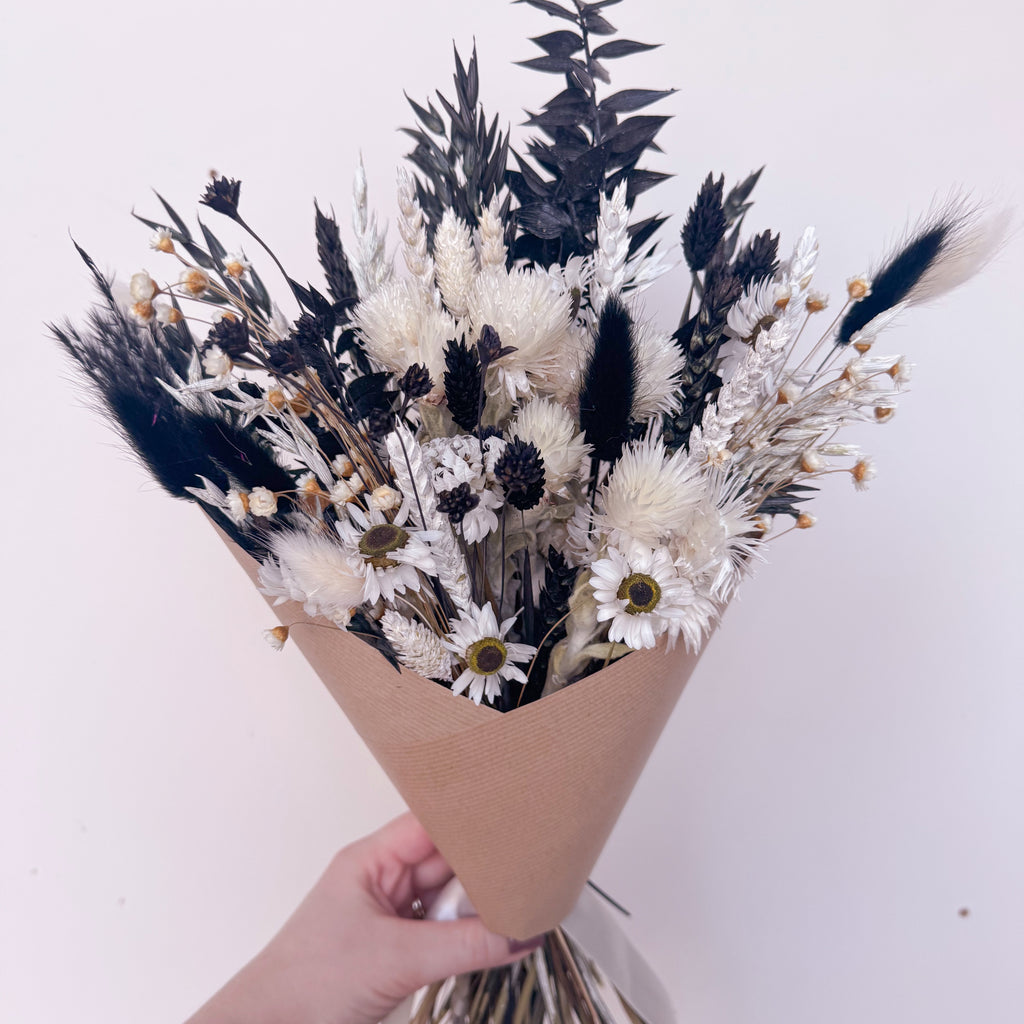 Black and White Dried Flower Arrangement image 1