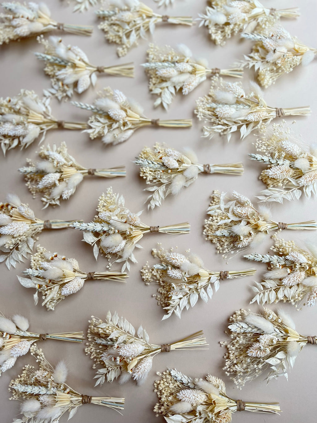 Juliet Buttonhole image 5