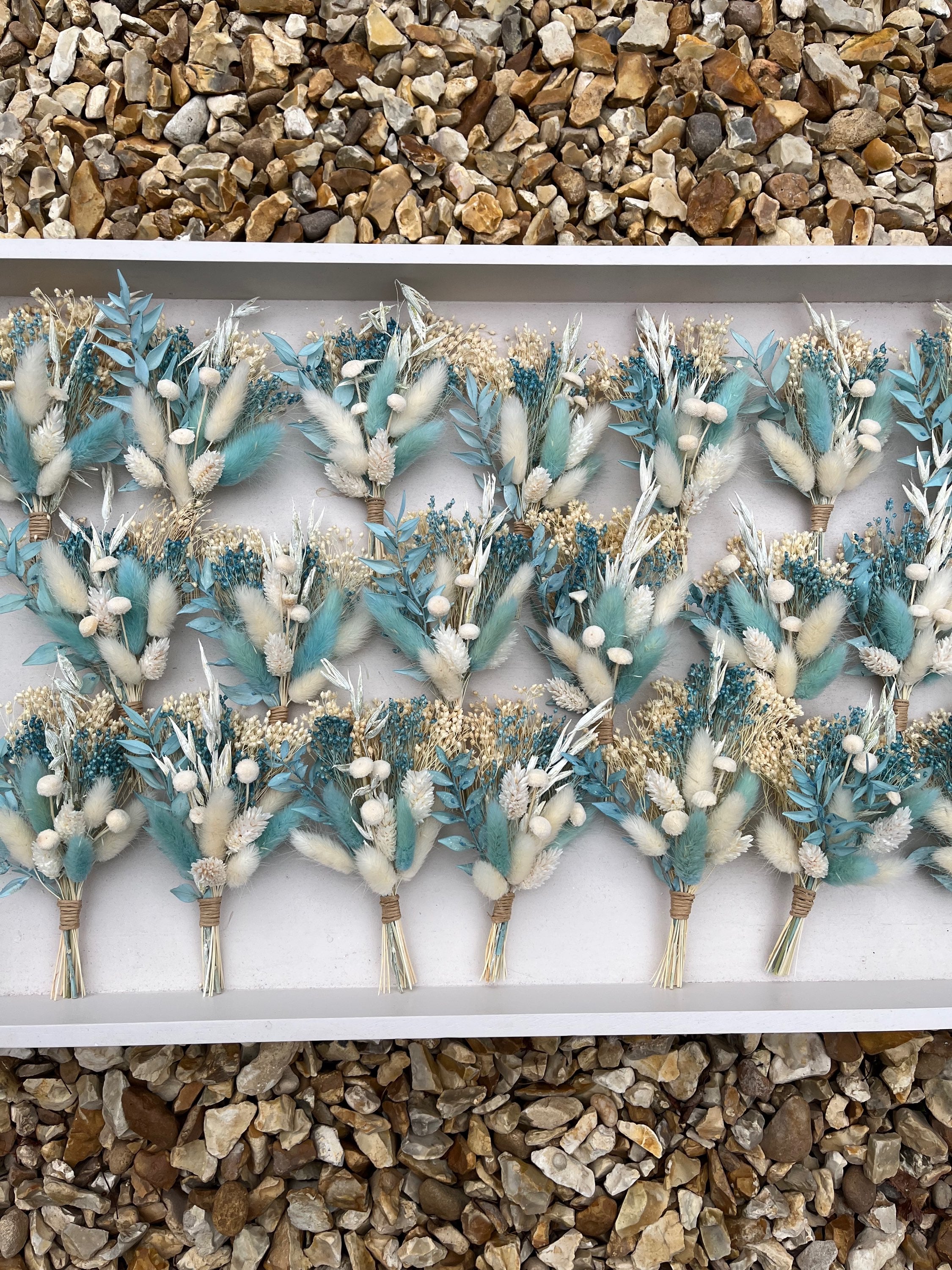 Amy Buttonholes image 2