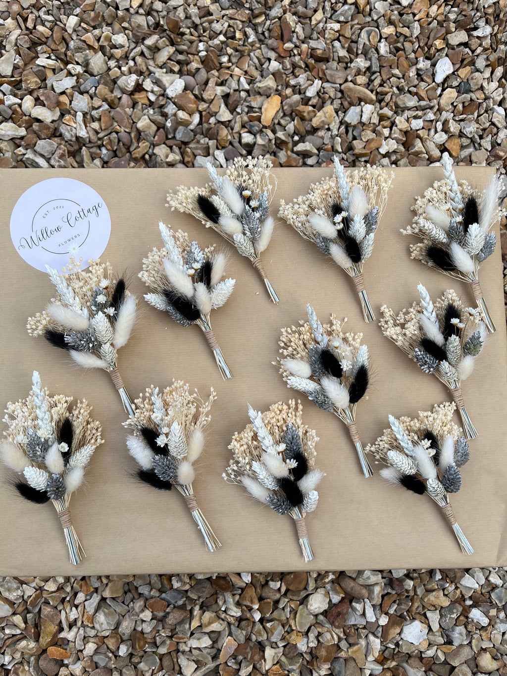 Florence Buttonholes image 6