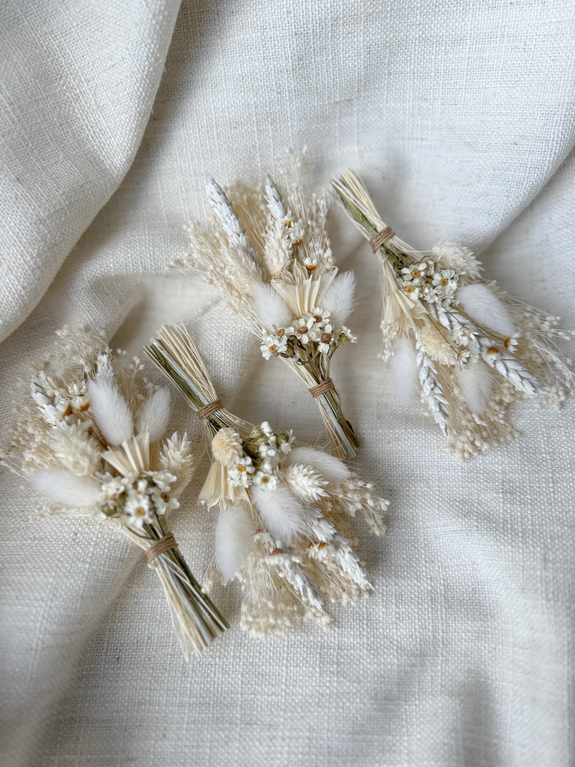 Daisy Chain Buttonhole image 7
