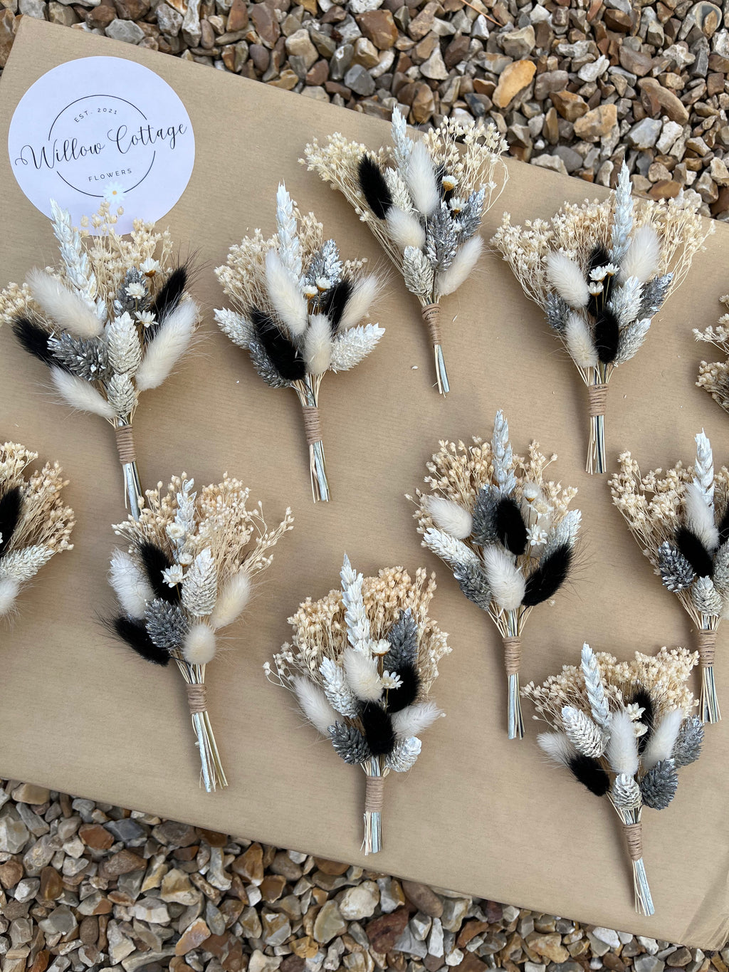 contemporary wedding accessories for groom