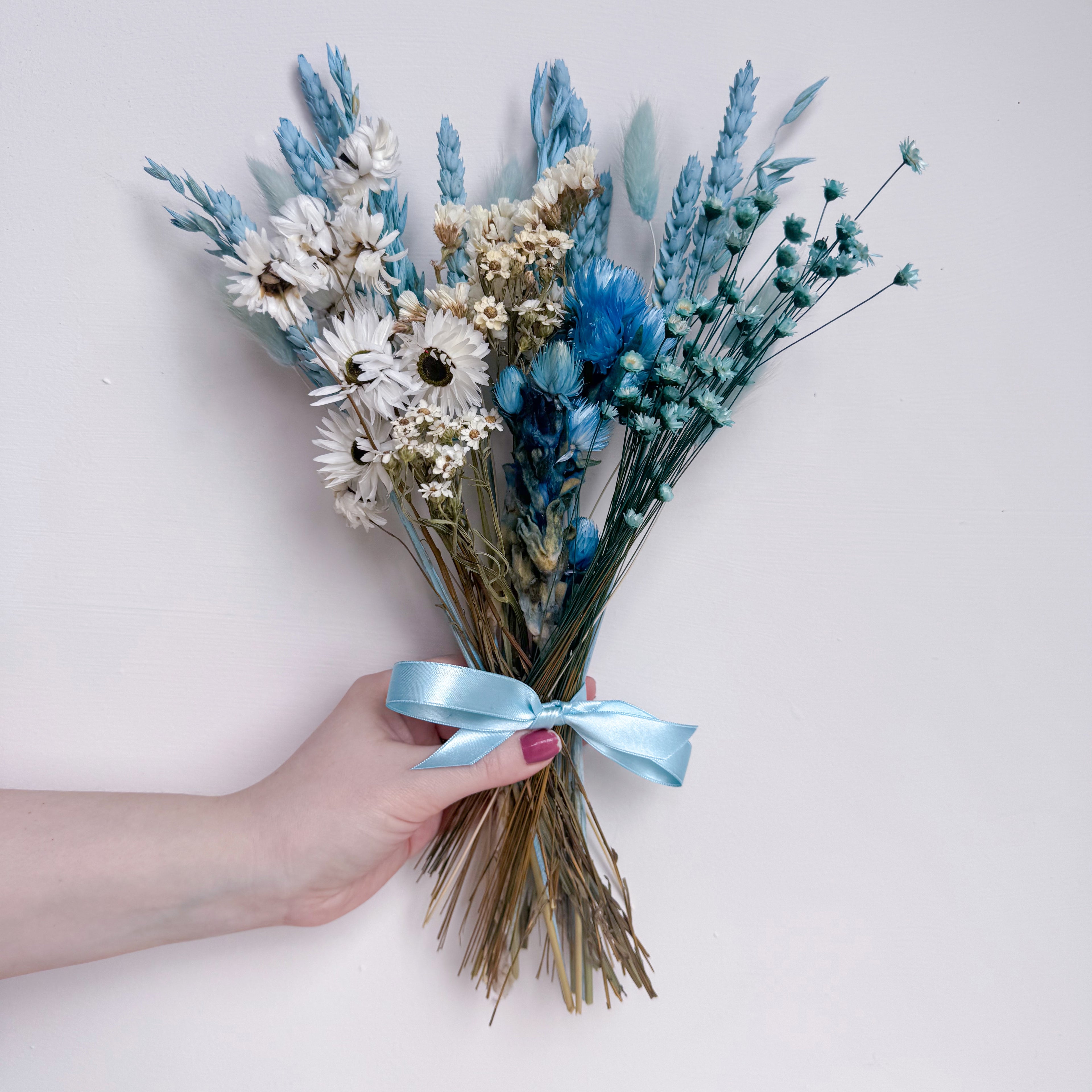 blue baby shower bouquet