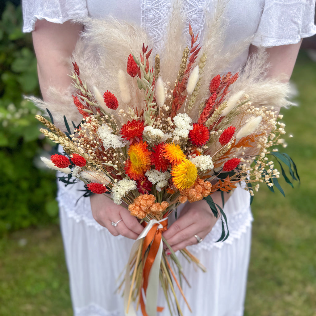 burnt orange pampas grass arrangement