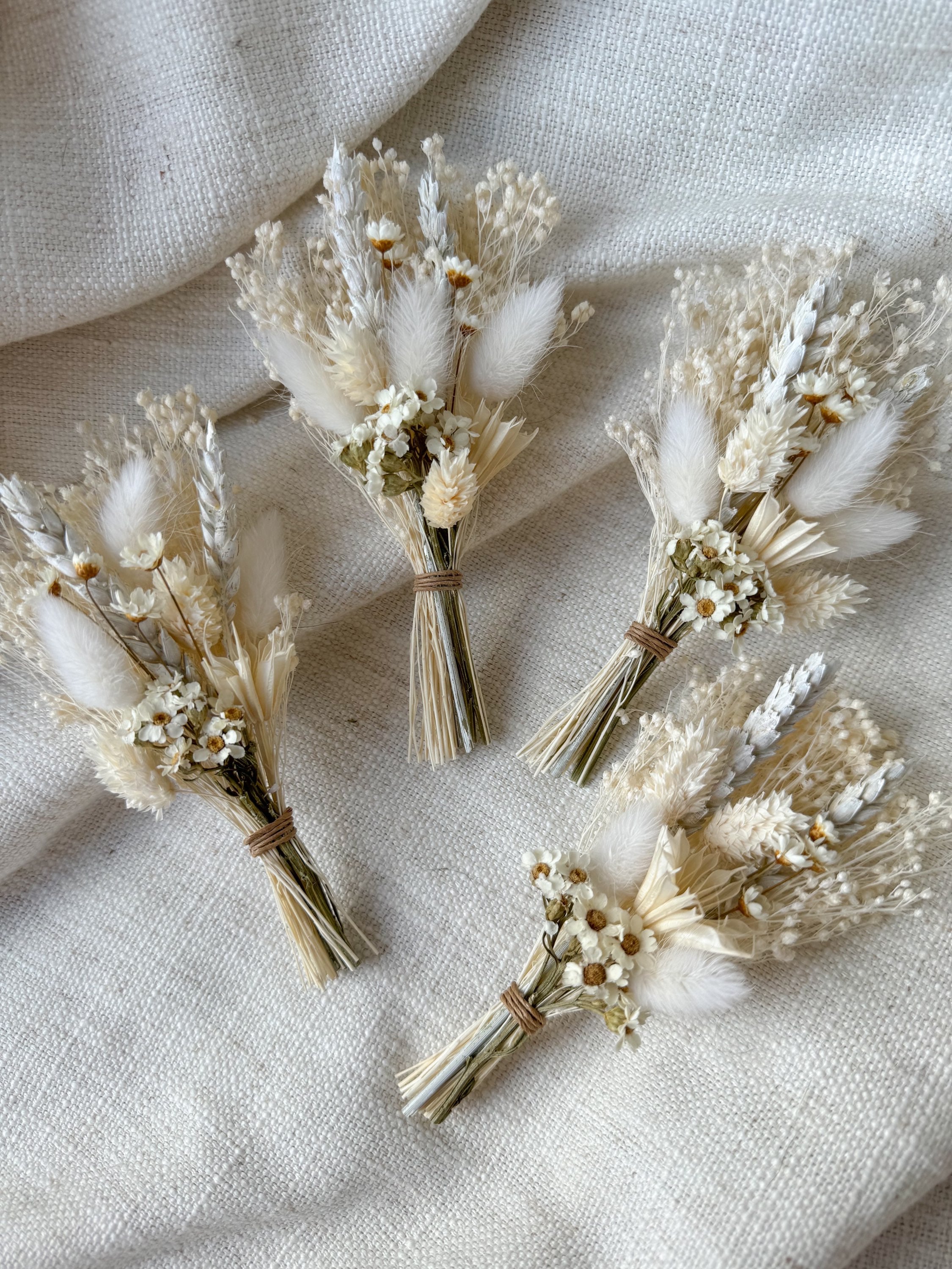 Daisy Chain Buttonhole image 5