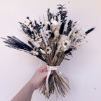 Black and White Dried Flower Arrangement image 0