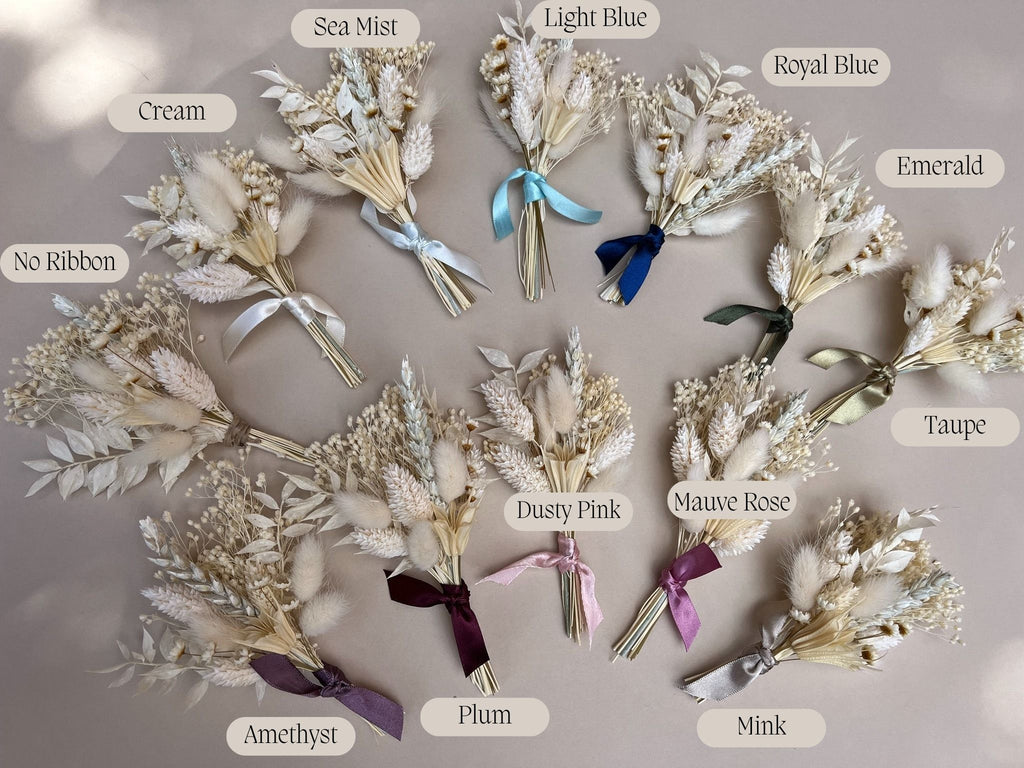 Juliet Buttonhole image 2