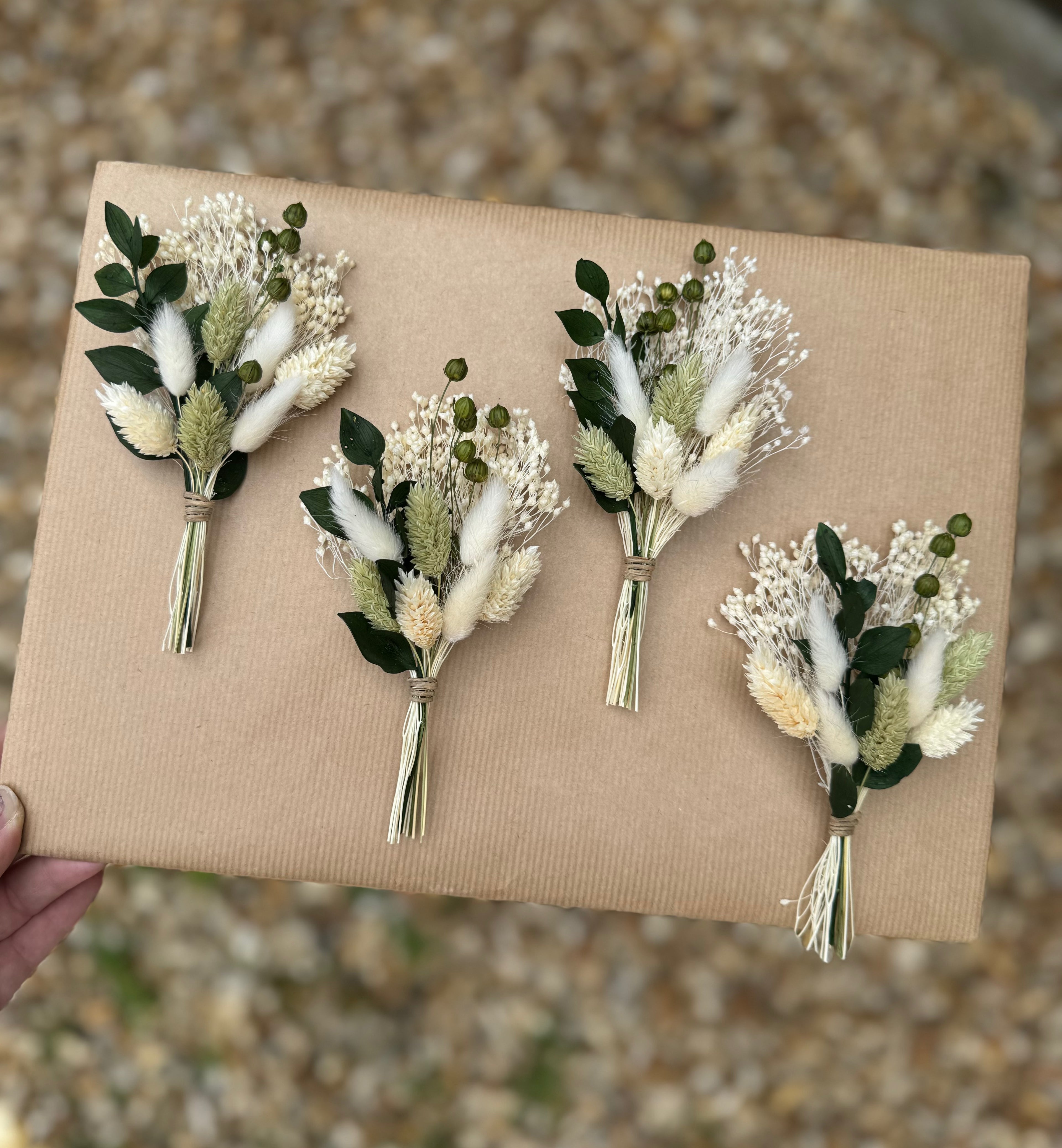 emerald green wedding accessories