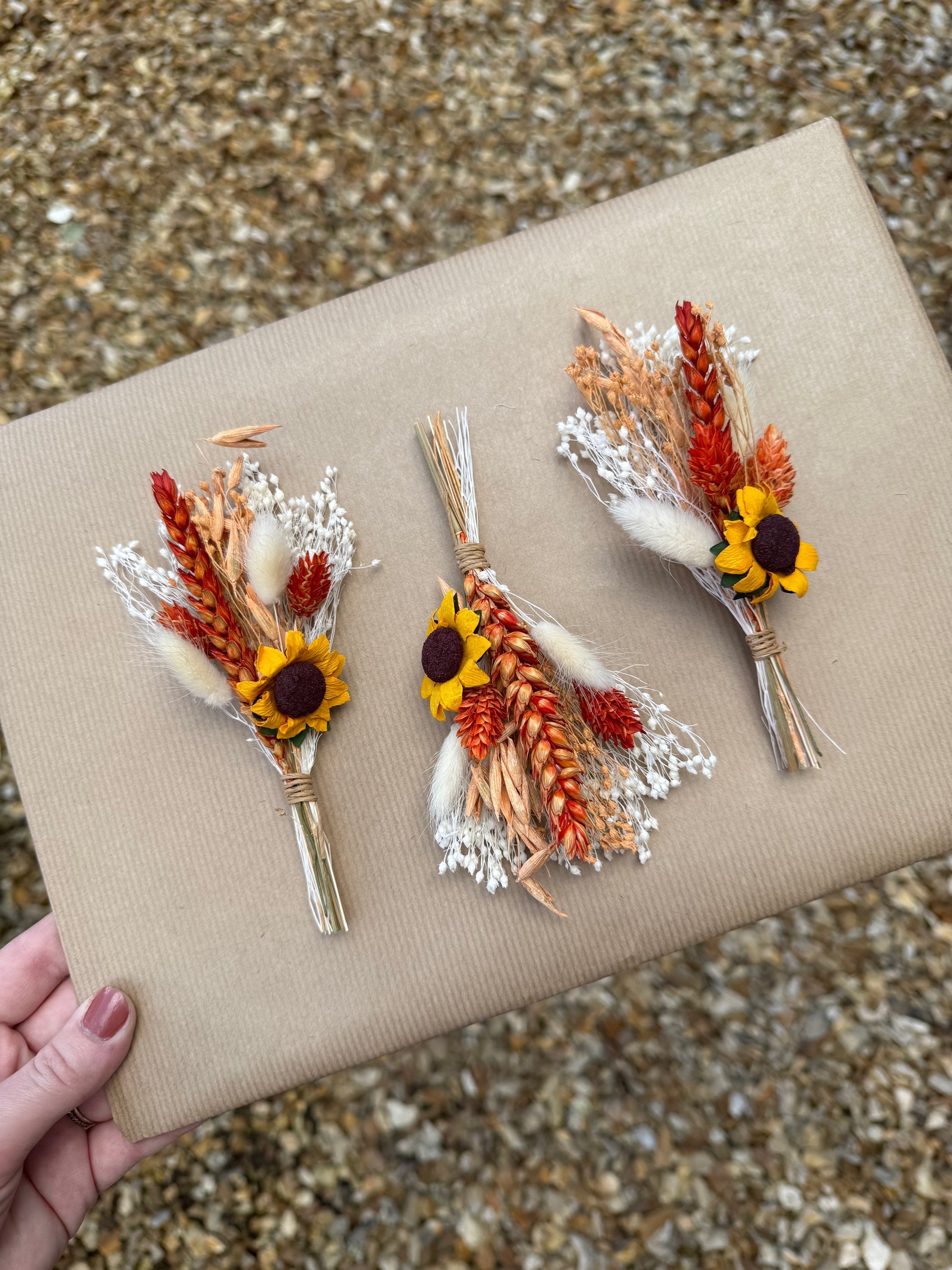 Imogen Buttonhole image 0