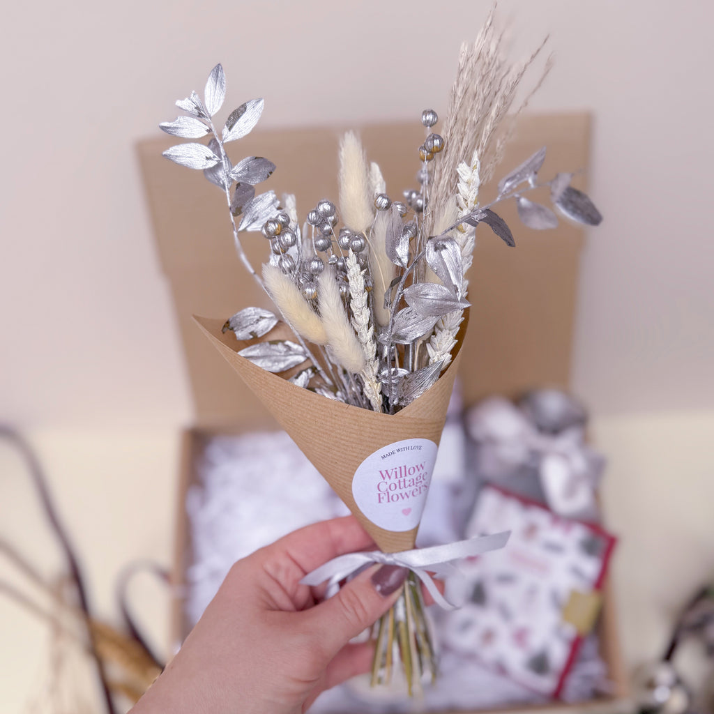 Silver Christmas Gift Hamper image 3