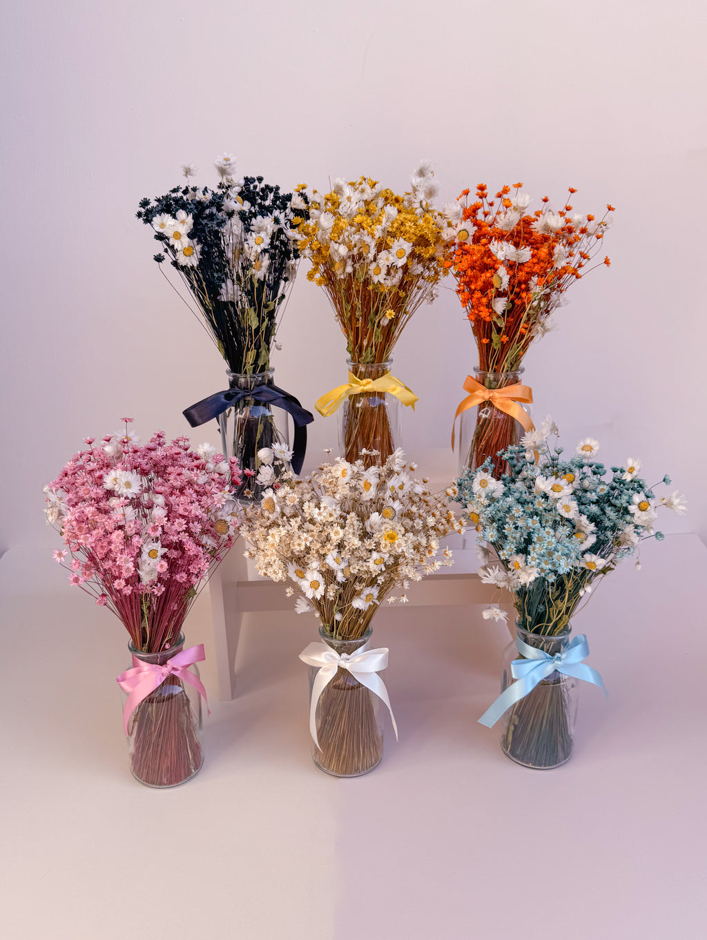 'Daisies' Arrangement with Vase image 0