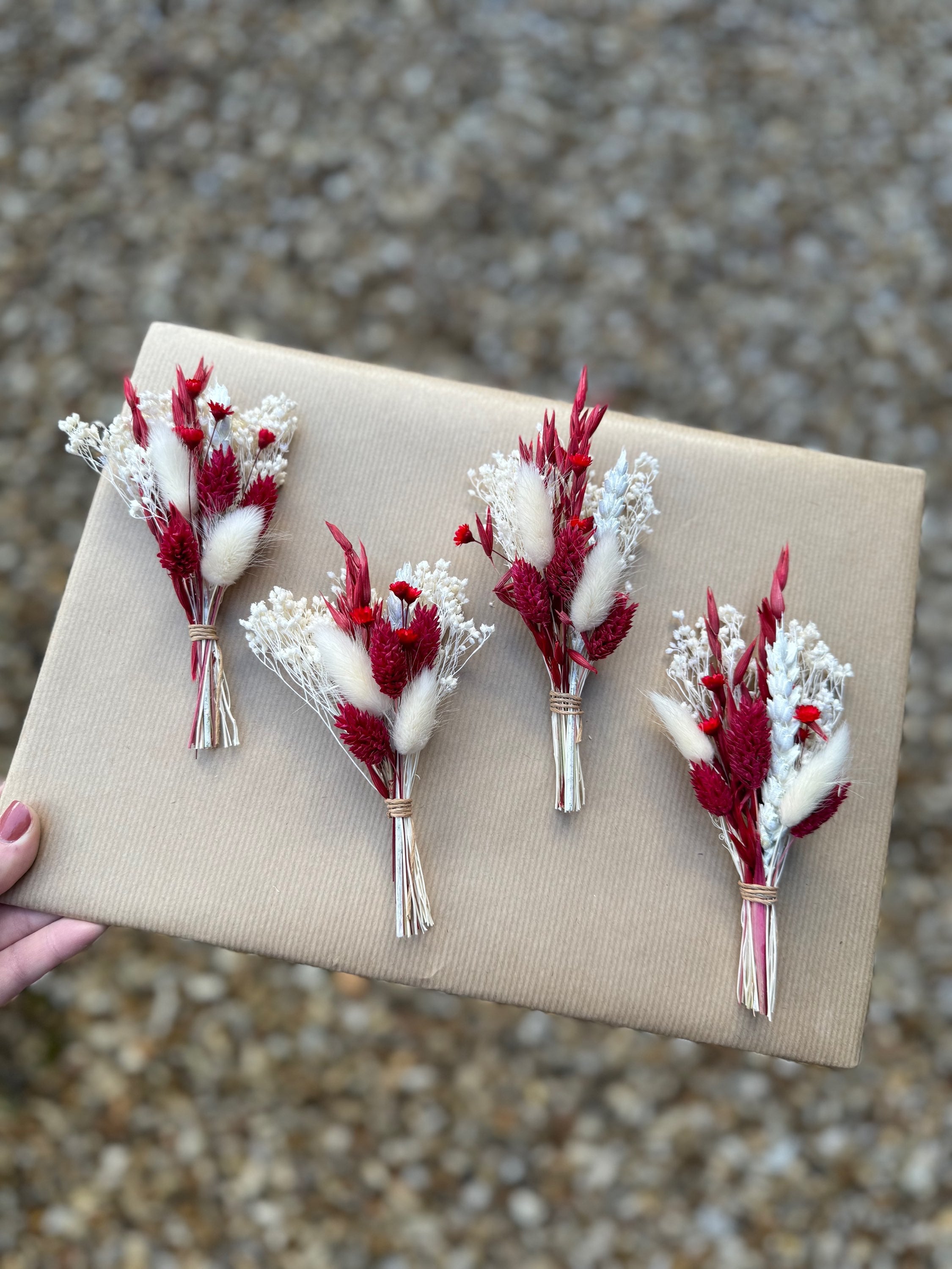 Bella Buttonhole image 0