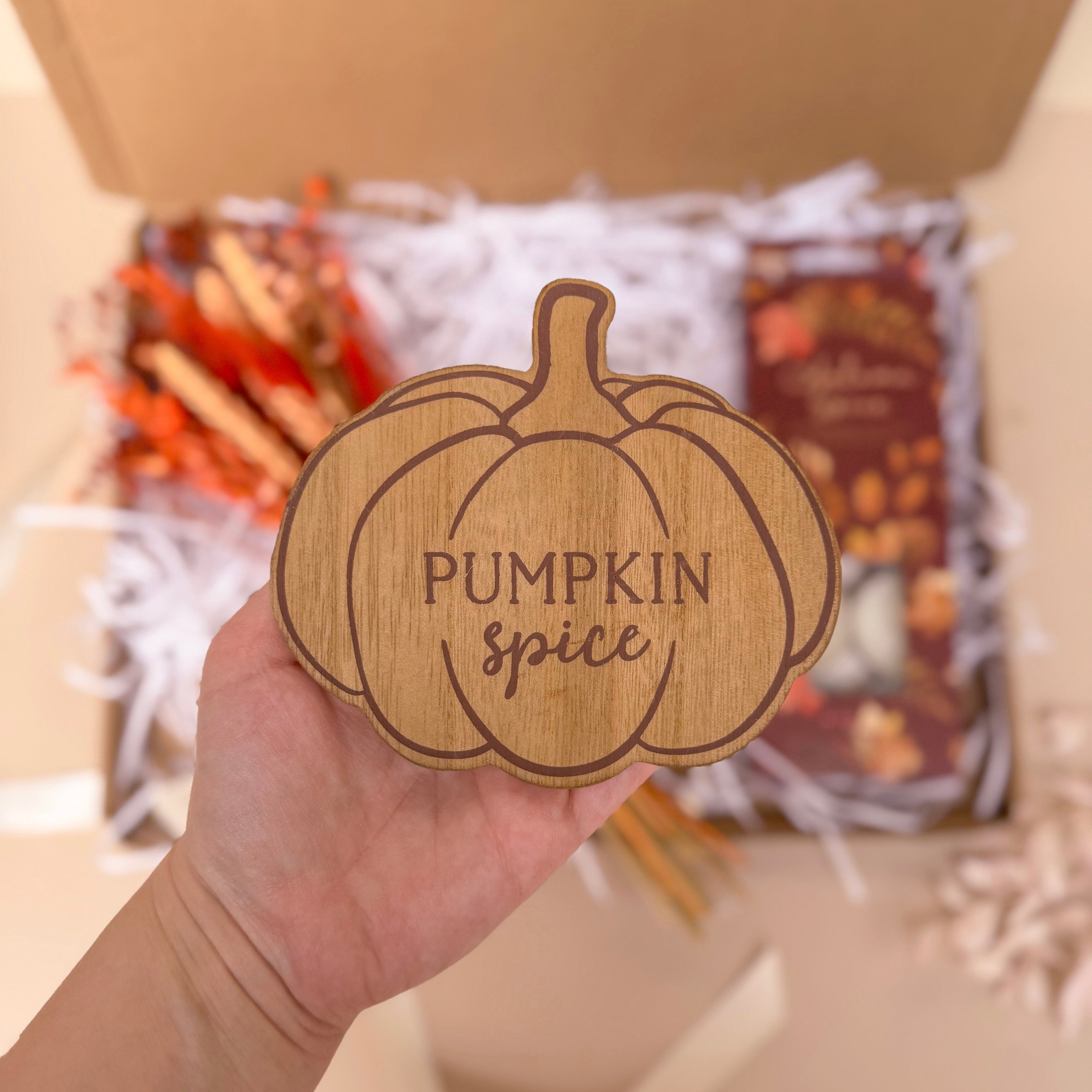 Cream Autumn Letterbox Gift image 2