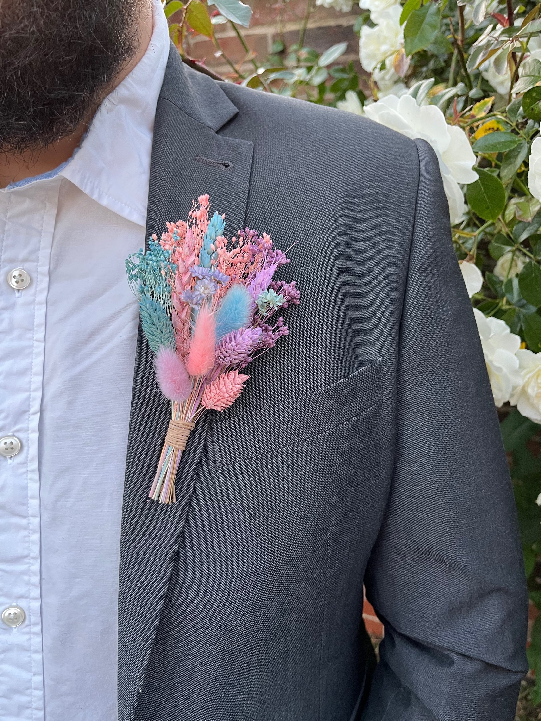 Jessica Buttonhole image 2