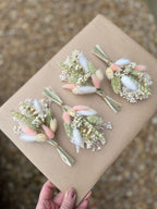 Rachael Buttonhole image 0
