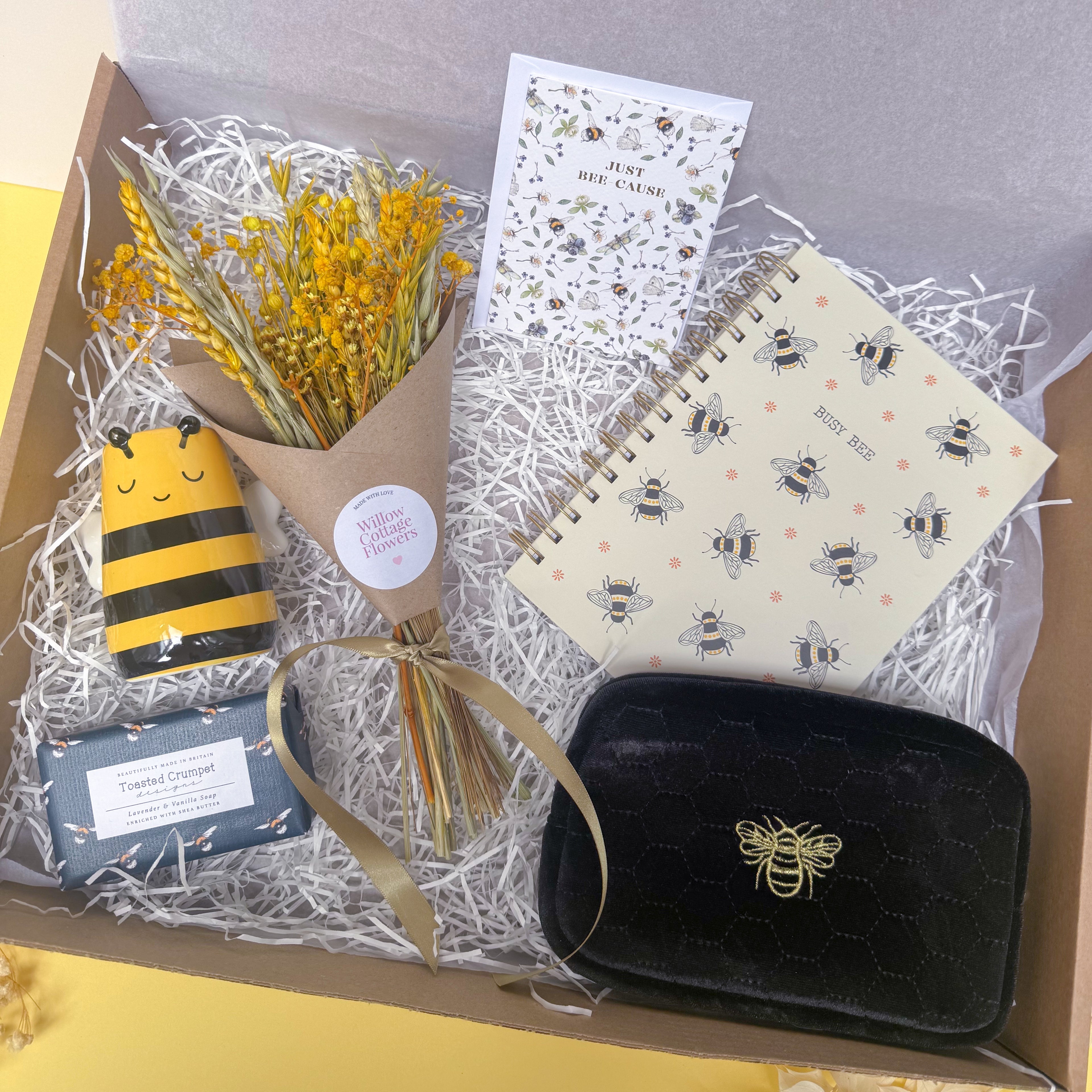 bee Gift set with notebook, black makeup bag and bouquet in a gift box