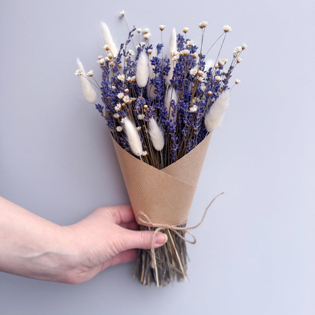dried lavender bundle with white bunny tails