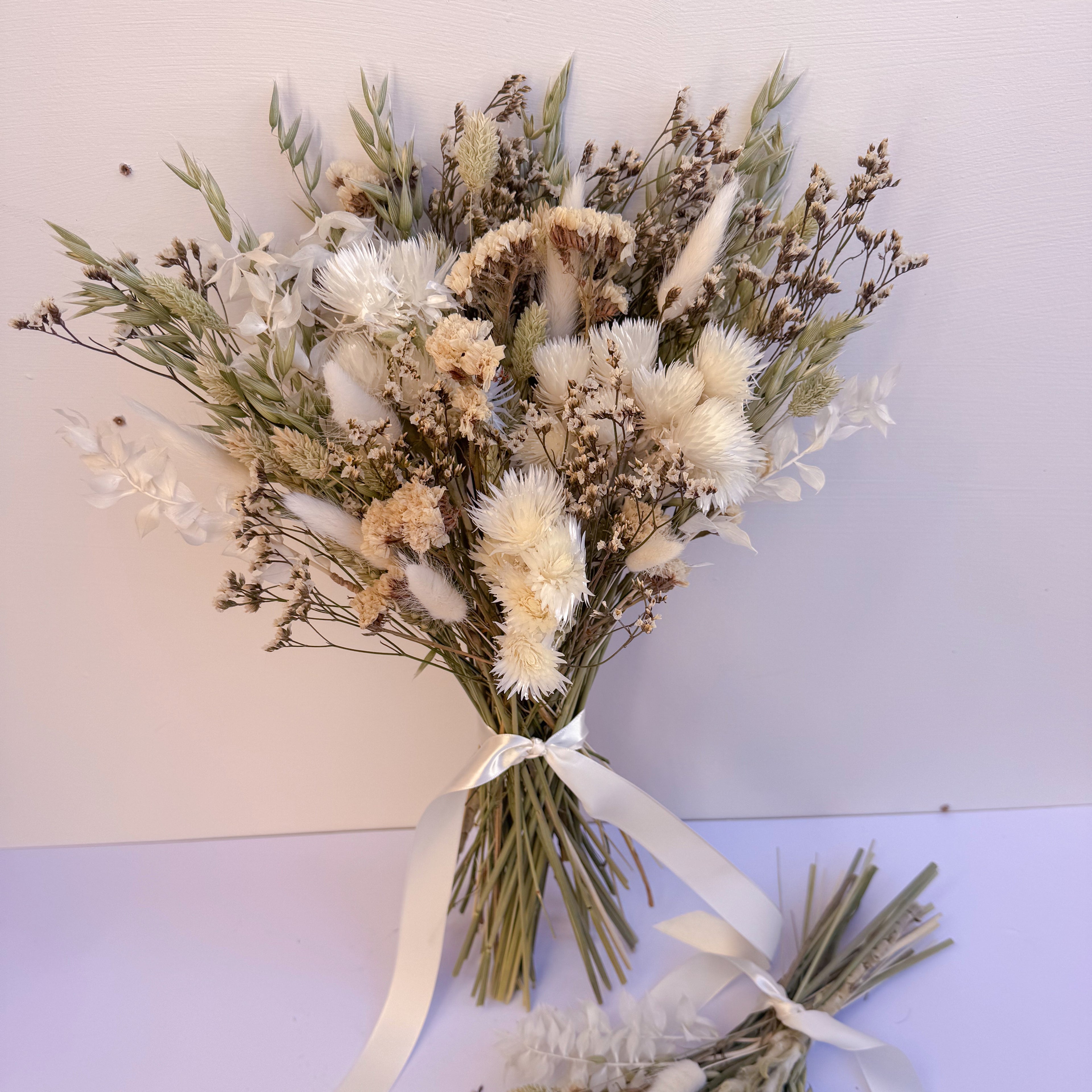 white and green natural dried flower bouquet