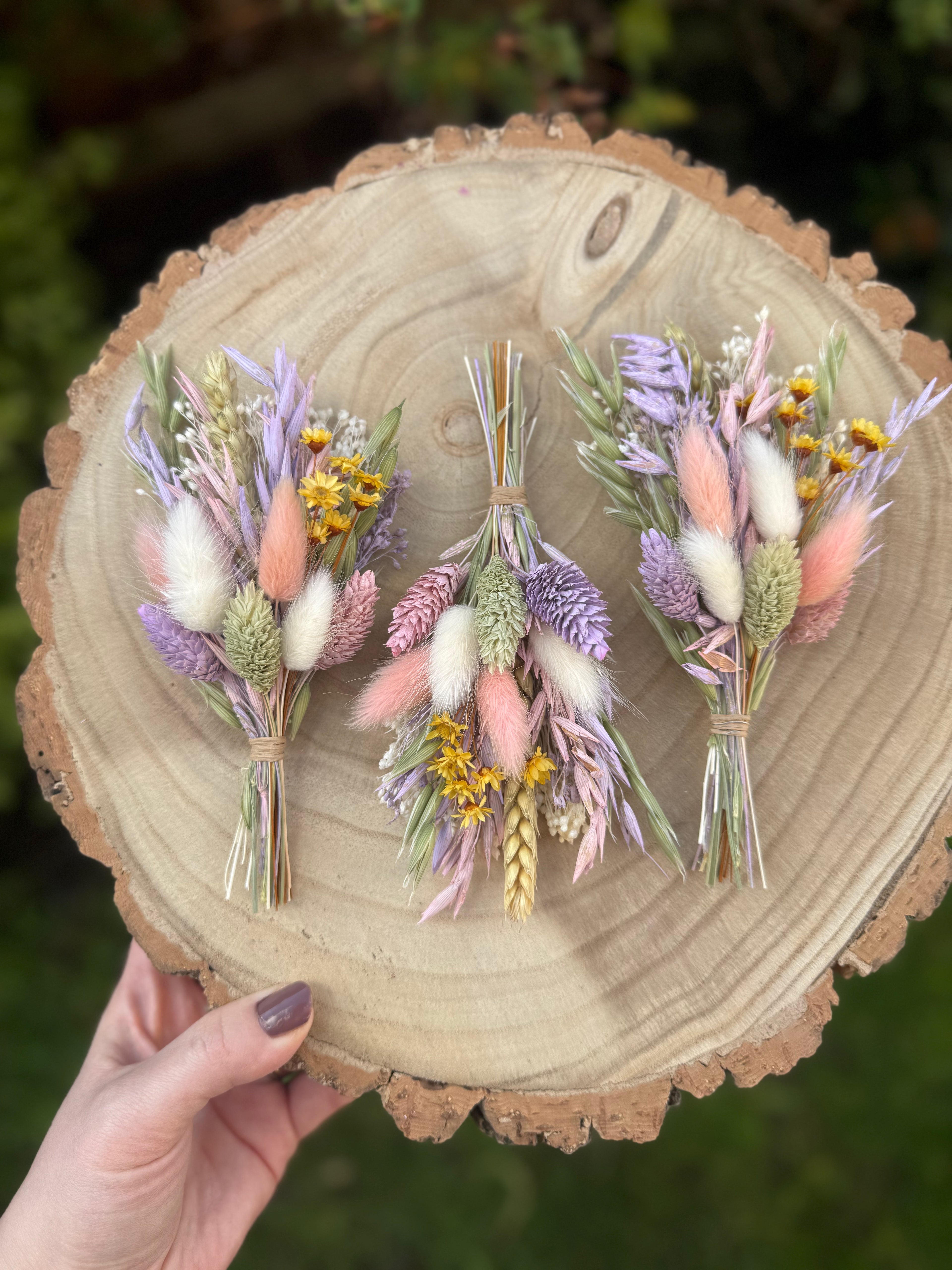 dried flower pin in colourful shades