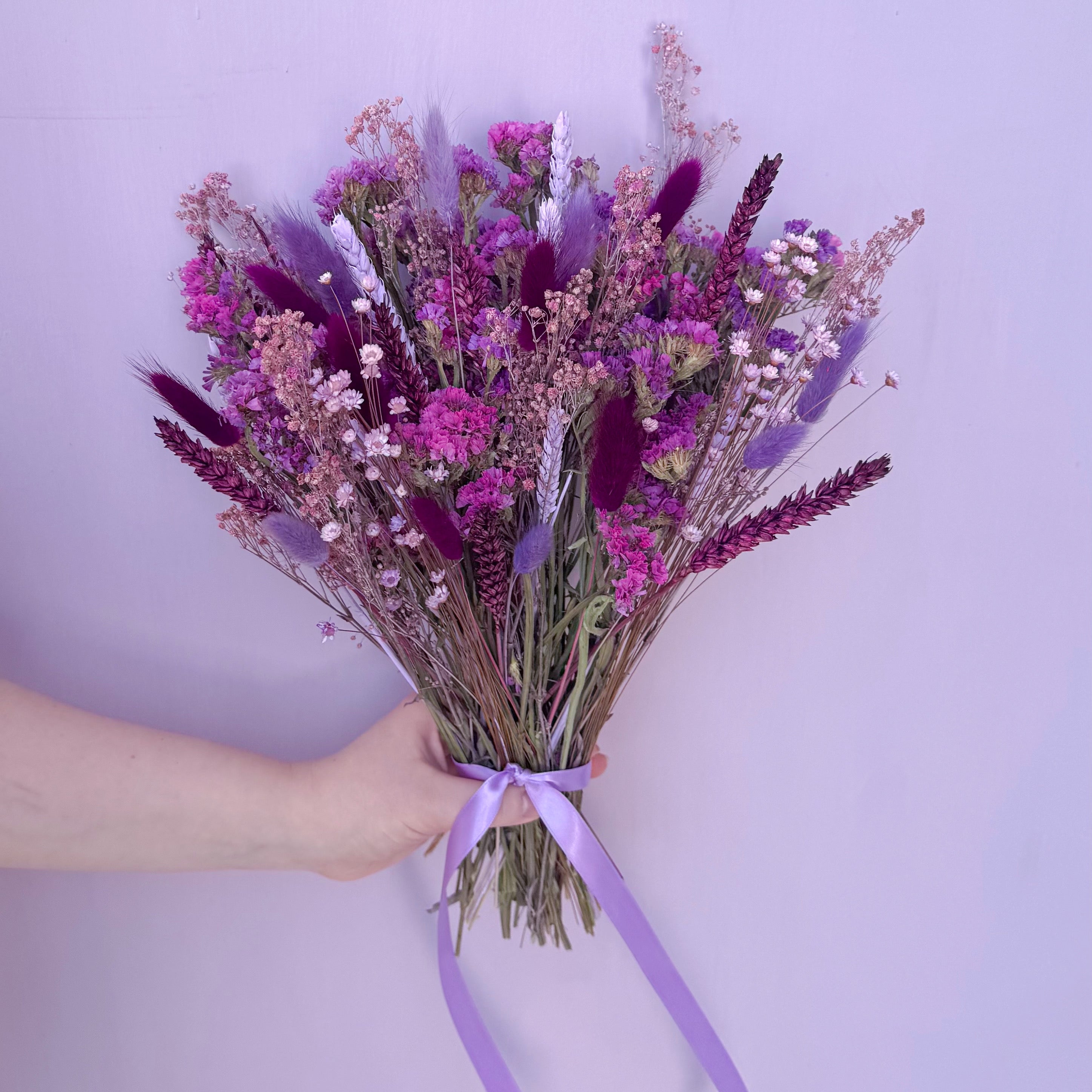 lilac dried flowers with bunny tails