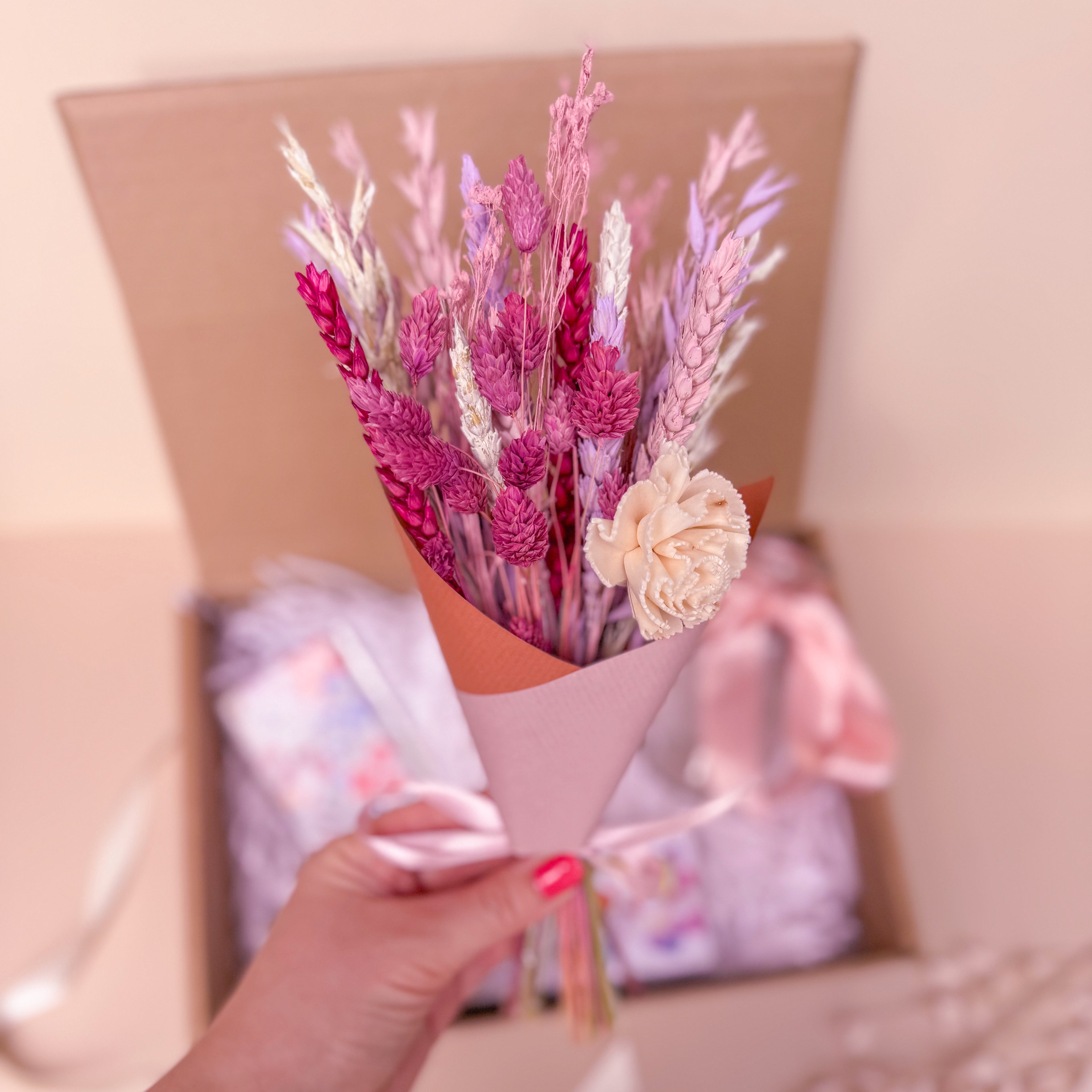 Happy Birthday Flower Gift Hamper